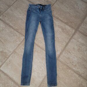 Hollister skinny jeans